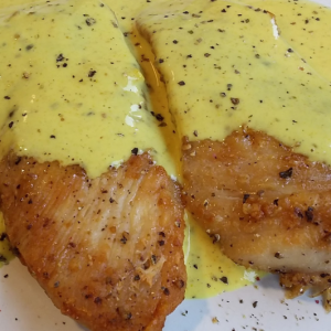 Pechugas de pollo plancha en salsa
