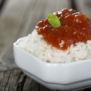 Arroz blanco con tomate